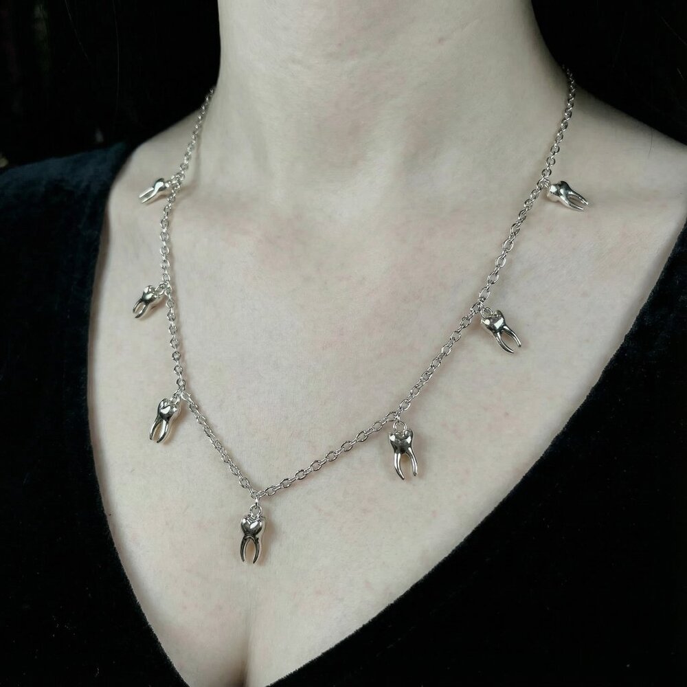 Man-Repeller Teeth Necklace in Silver